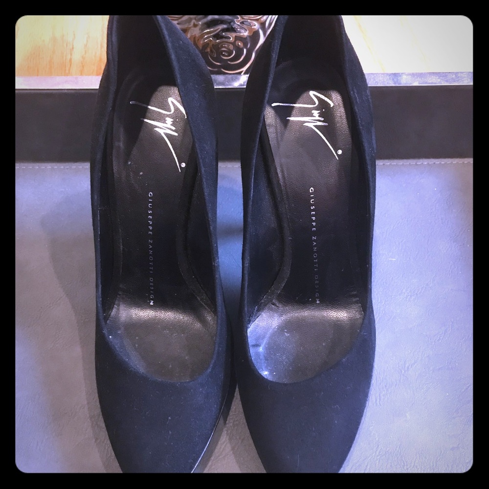 Giuseppe Zanotti Black Suede Heels
